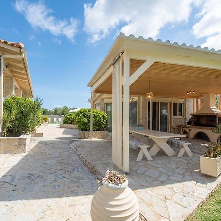 Eleni'S Family Villa Laganas Exterior photo
