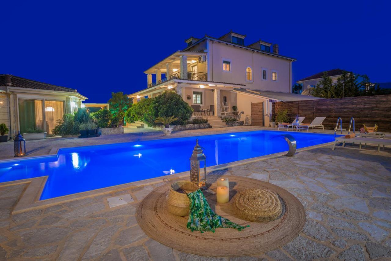 Eleni'S Family Villa Laganas Exterior photo
